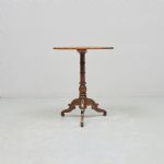 1371 4305 PEDESTAL TABLE